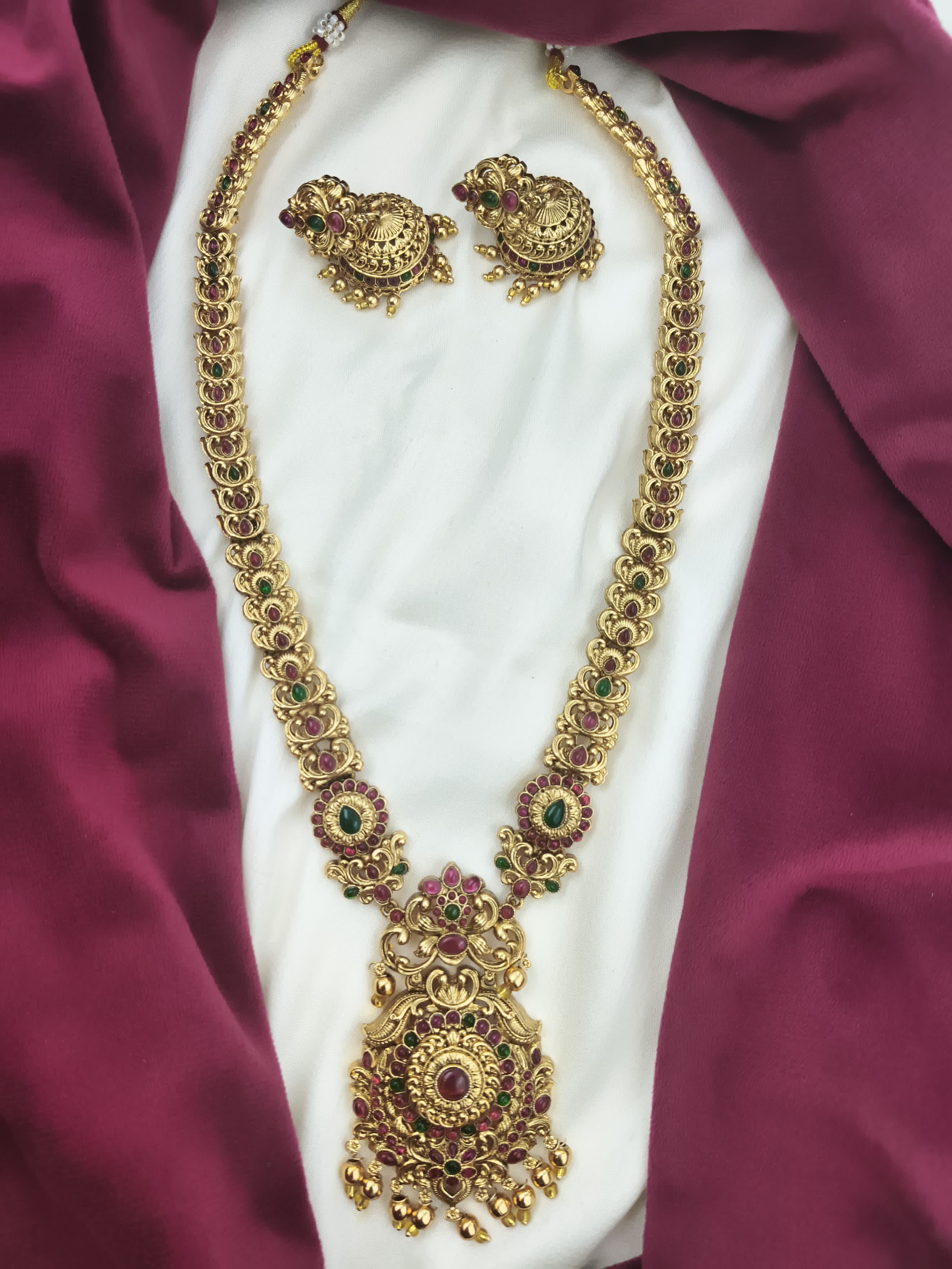Premiumquality mattfinish Haram Set