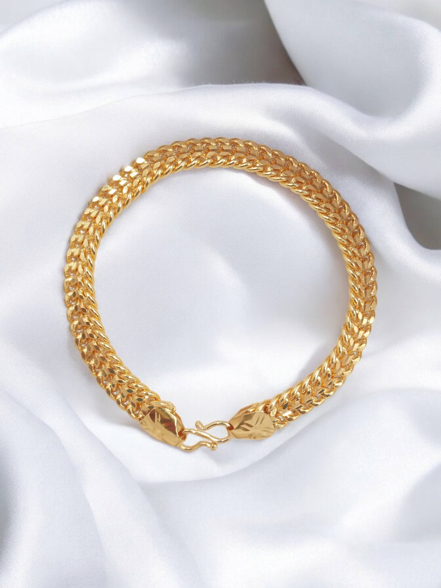 Gold plated men's Bracelet